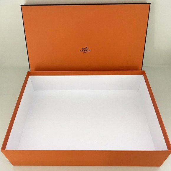 Authentic Hermes Paris Empty Orange Gift Box 13.25" x 9.25" x 3.25" - Picture 4 of 4
